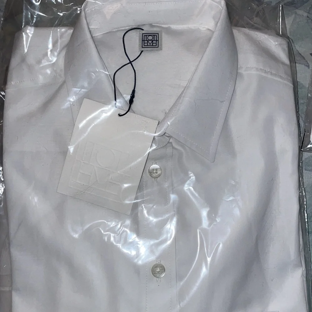 NWT TOTÊME Signature Organic Cotton Poplin Button-Up Shirt - Picture 11 of 14
